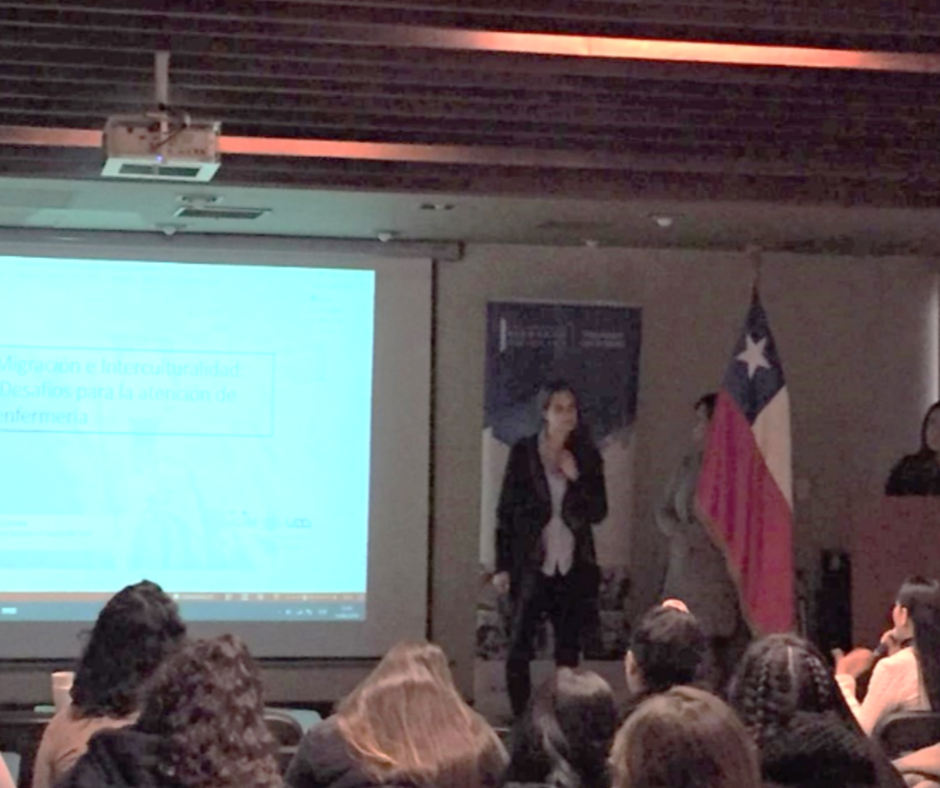 Lee más sobre el artículo Noticia: Investigadora del PROESSA expone en jornada Internacional del cuidado de enfermería en UBO