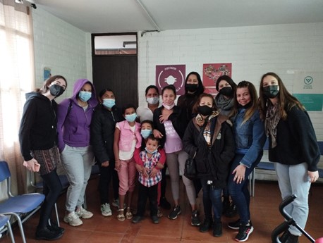 Lee más sobre el artículo Taller dirigido a familias migrantes sobre primeros auxilios organizado por equipo PROESSA
